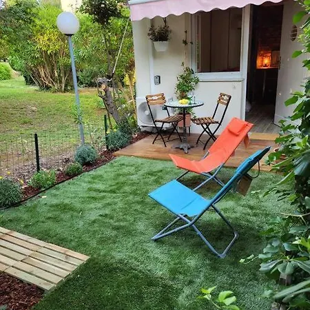 Studio Rez De Jardin Appartement *
